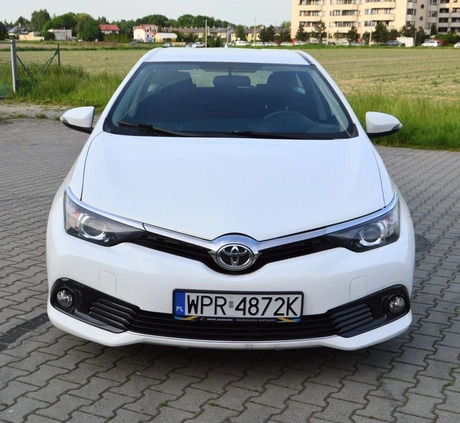 Toyota Auris cena 39900 przebieg: 125000, rok produkcji 2018 z Piastów małe 326